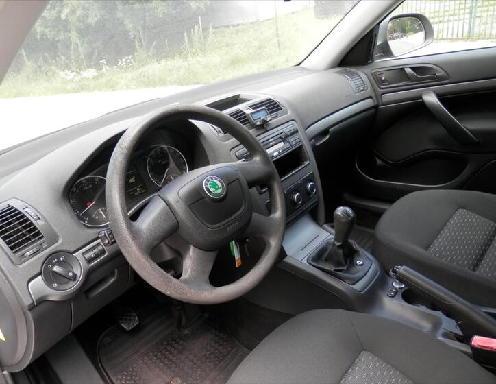 Škoda Octavia 12