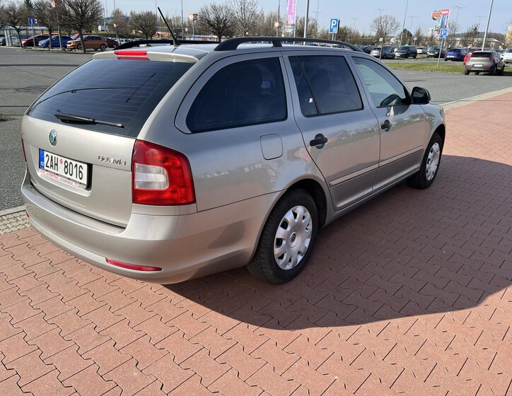 Škoda Octavia Kombi 1,6 l 77 kw