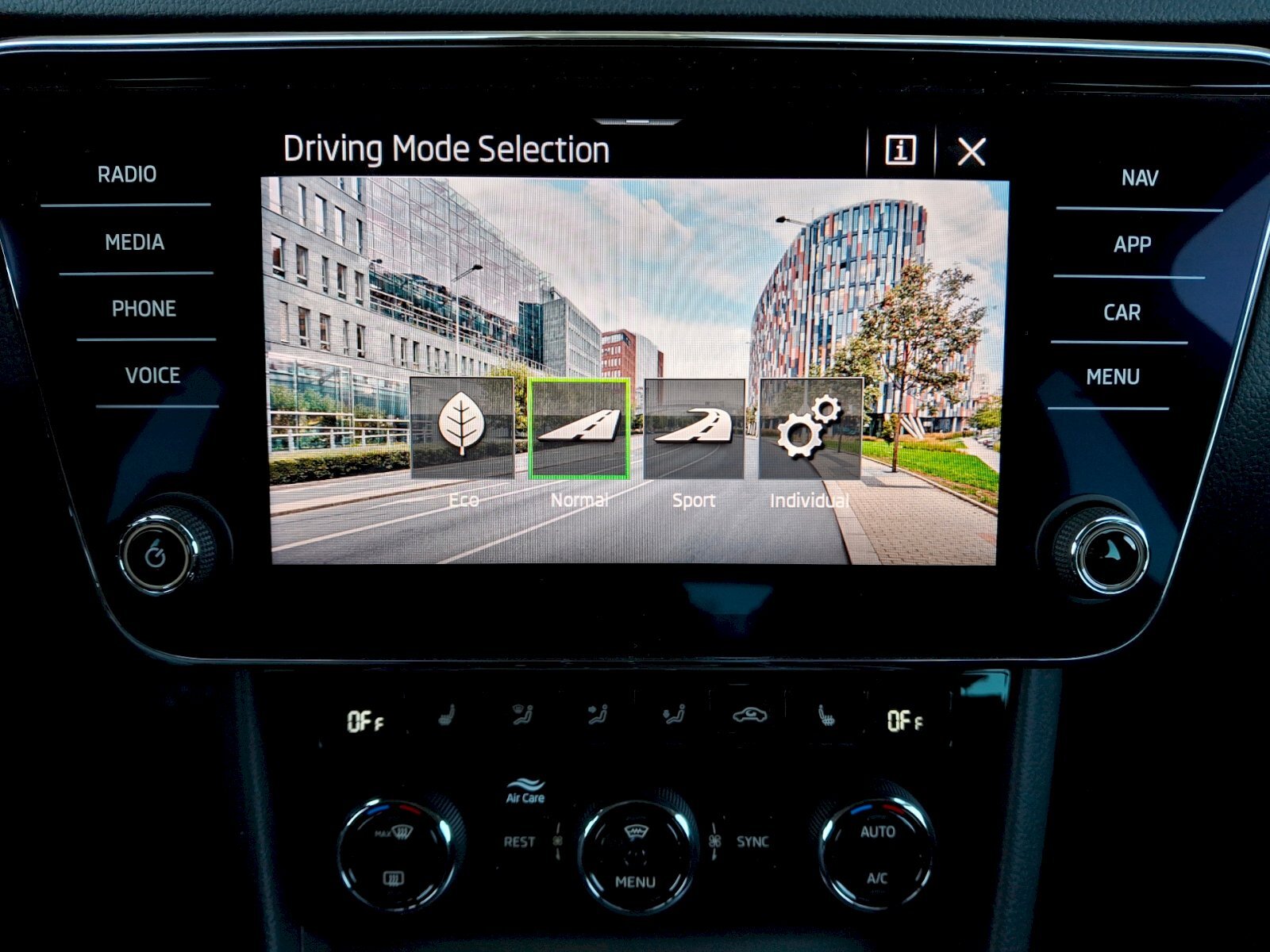 Škoda Superb Kombi 2,0 l 147 kw