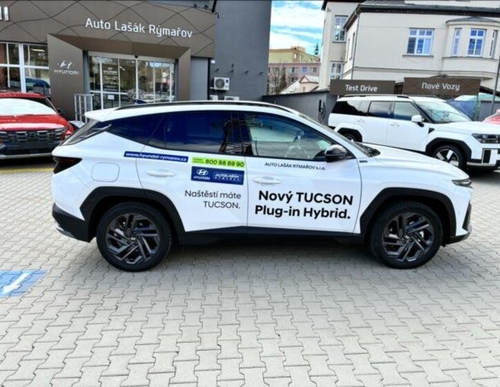 Hyundai Tucson SUV / Terénní 1,6 l 186 kw