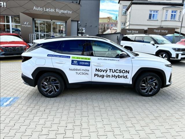 Hyundai Tucson SUV / Terénní 1,6 l 186 kw