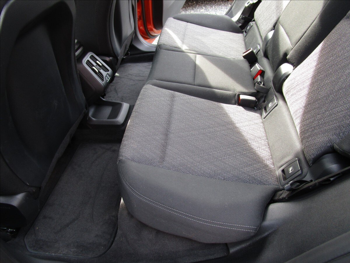 BMW X1 Kombi 1,5 l 110 kw