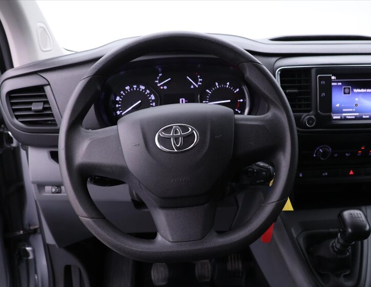 Toyota ProAce Skříň 2,0 l 110 kw