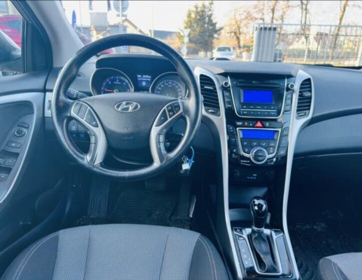 Hyundai i30 Kombi 1,6 l 81 kw