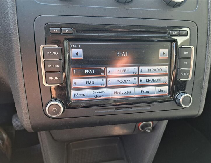 Volkswagen Touran Kombi 1,6 l 77 kw