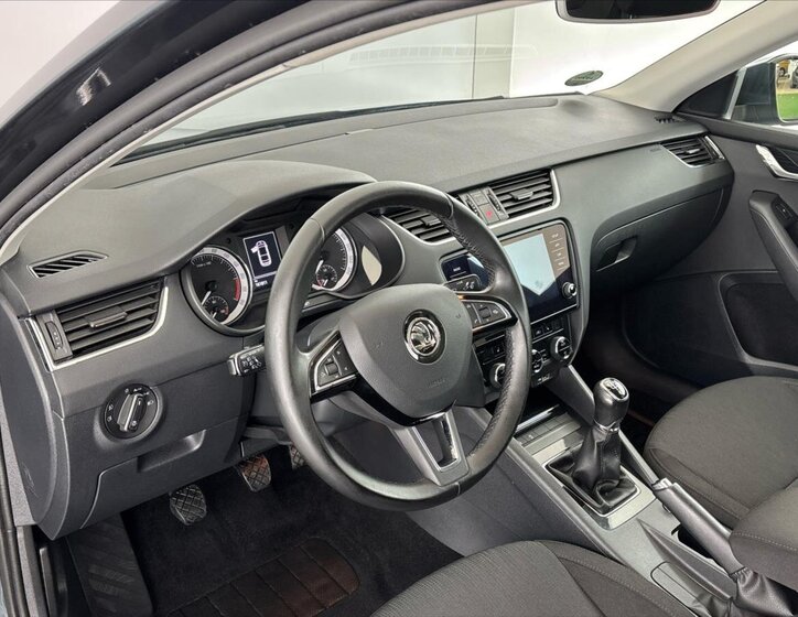 Škoda Octavia Liftback 1,6 l 85 kw