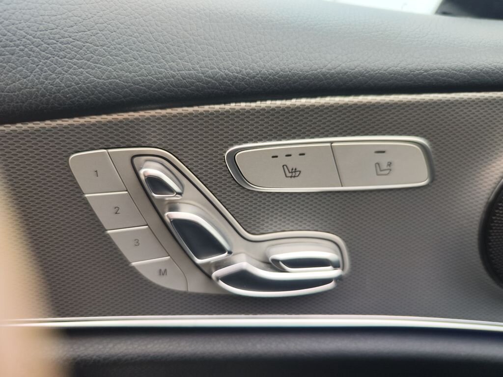 Mercedes-Benz Třídy E Sedan 3,0 l 190 kw