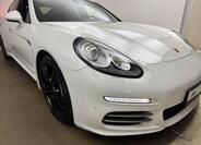 Porsche Panamera 47