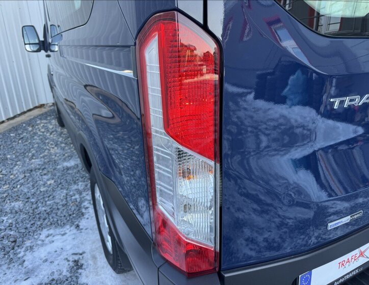 Ford Transit Kombi 2,0 l 96 kw