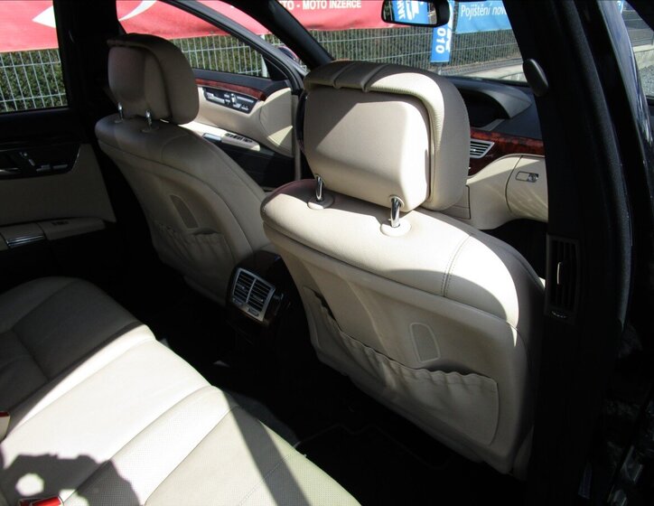 Mercedes-Benz Třídy S Sedan / Limuzína 4,0 l 235 kw