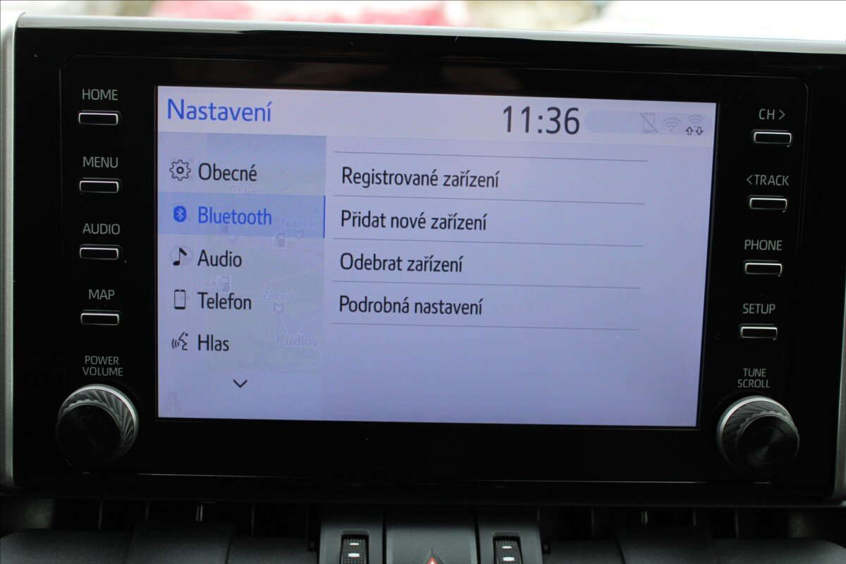 Toyota RAV4 SUV 2,0 l 129 kw