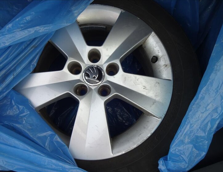 Škoda Rapid Sedan / Limuzína 1,2 l 66 kw