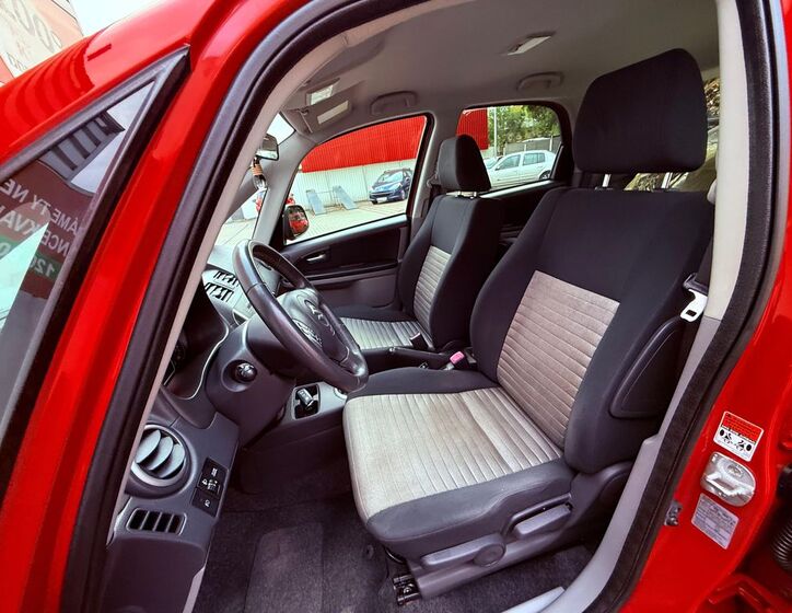 Suzuki SX4 11