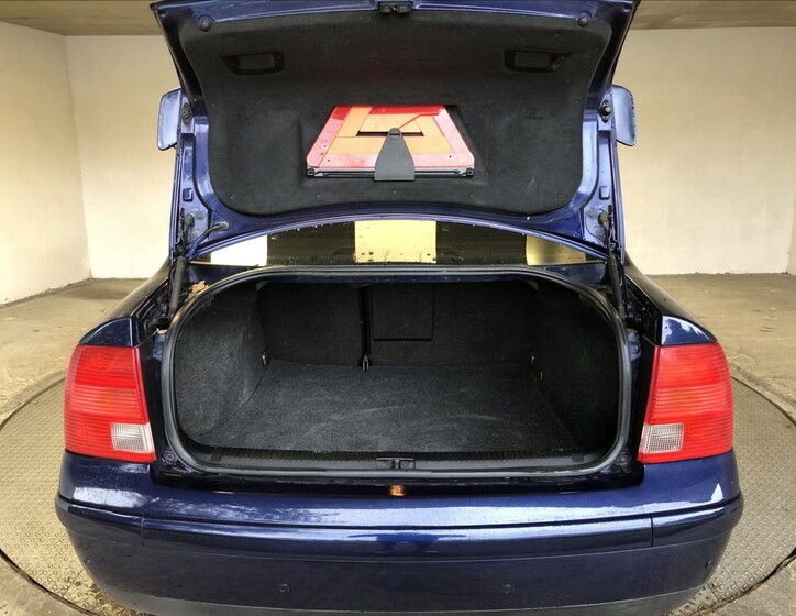 Volkswagen Passat 13