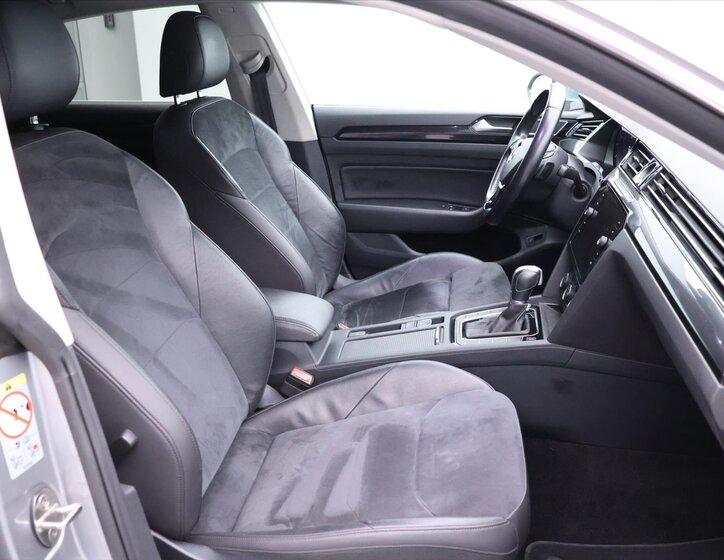 Volkswagen Arteon 11