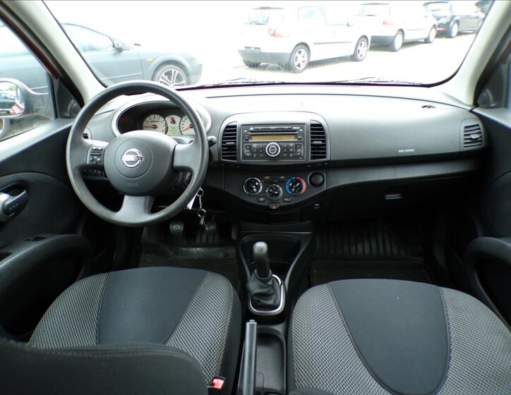 Nissan Micra 7
