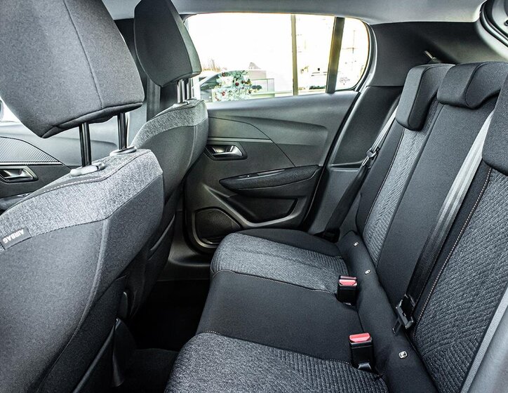 Peugeot 208 Hatchback 1,2 l 81 kw