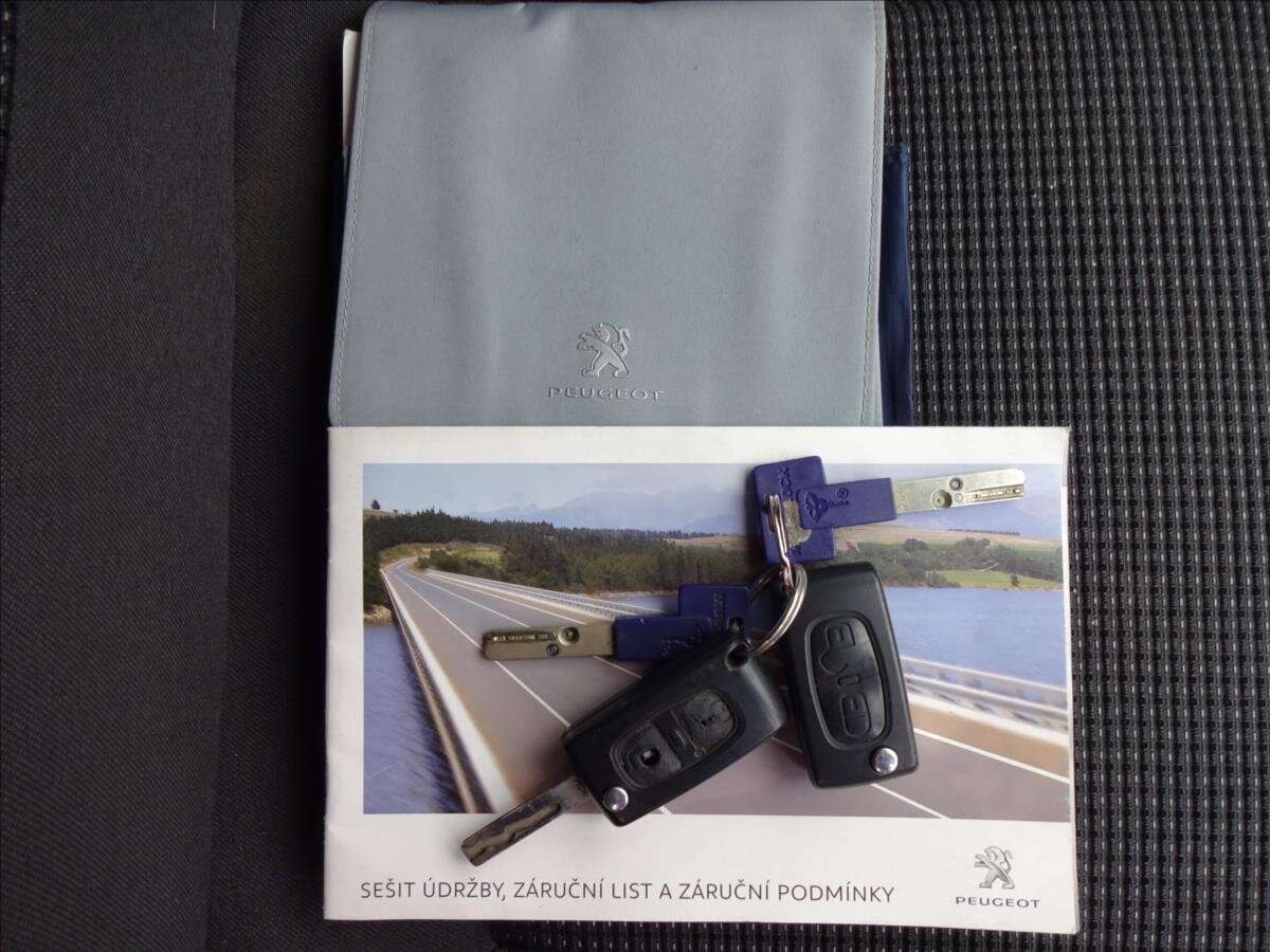 Peugeot 5008 MPV 1,6 l 115 kw