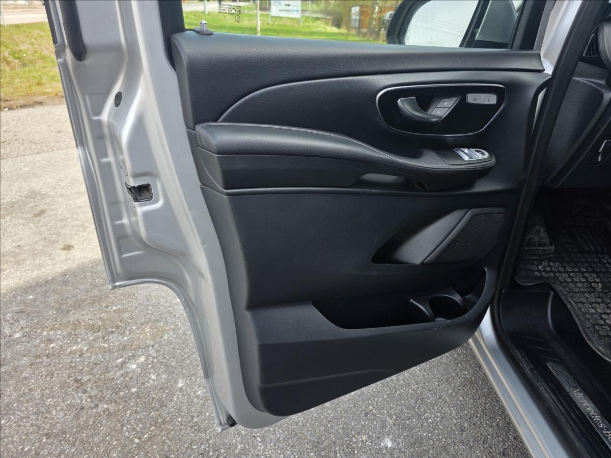 Mercedes-Benz Třídy V Kombi 2,1 l 140 kw