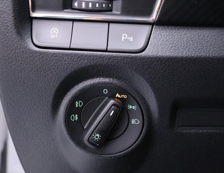 Škoda Fabia Hatchback 999,0 70 kw