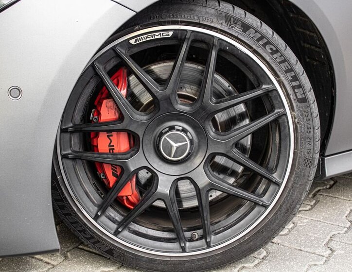 Mercedes-Benz CLA Kombi 2,0 l 321 kw