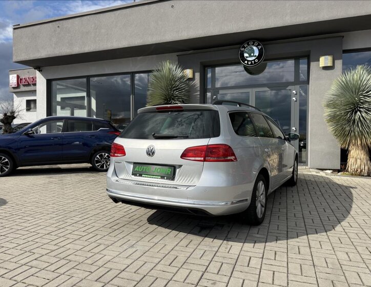 Volkswagen Passat Kombi 1,4 l 90 kw