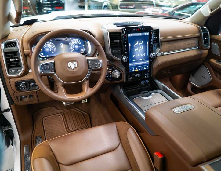 Dodge RAM Pick-up 5,7 l 291 kw