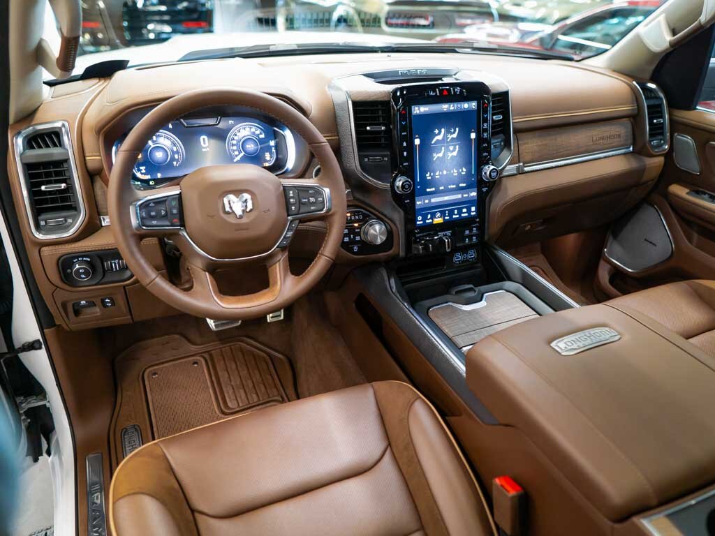 Dodge RAM Pick-up 5,7 l 291 kw