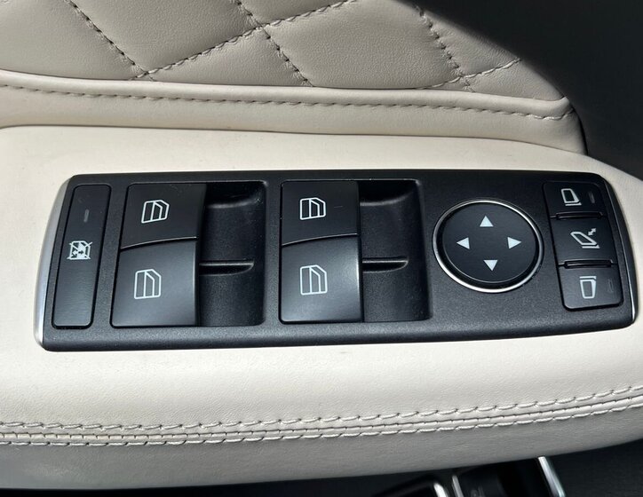 Mercedes-Benz GLS SUV / Terénní 3,0 l 190 kw
