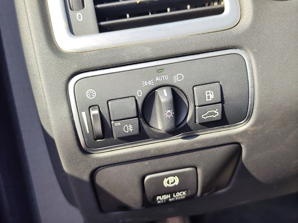 Volvo XC70 Kombi 2,4 l 158 kw