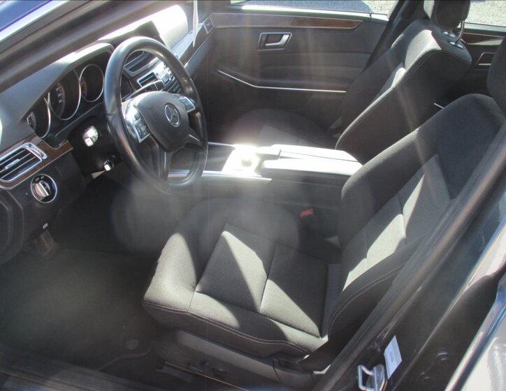 Mercedes-Benz Třídy E Kombi 2,1 l 150 kw