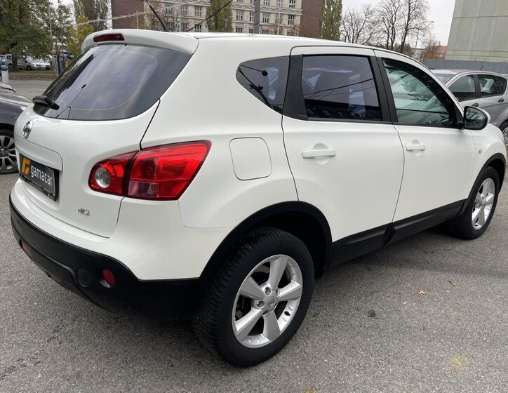 Nissan Qashqai SUV 2,0 l 110 kw