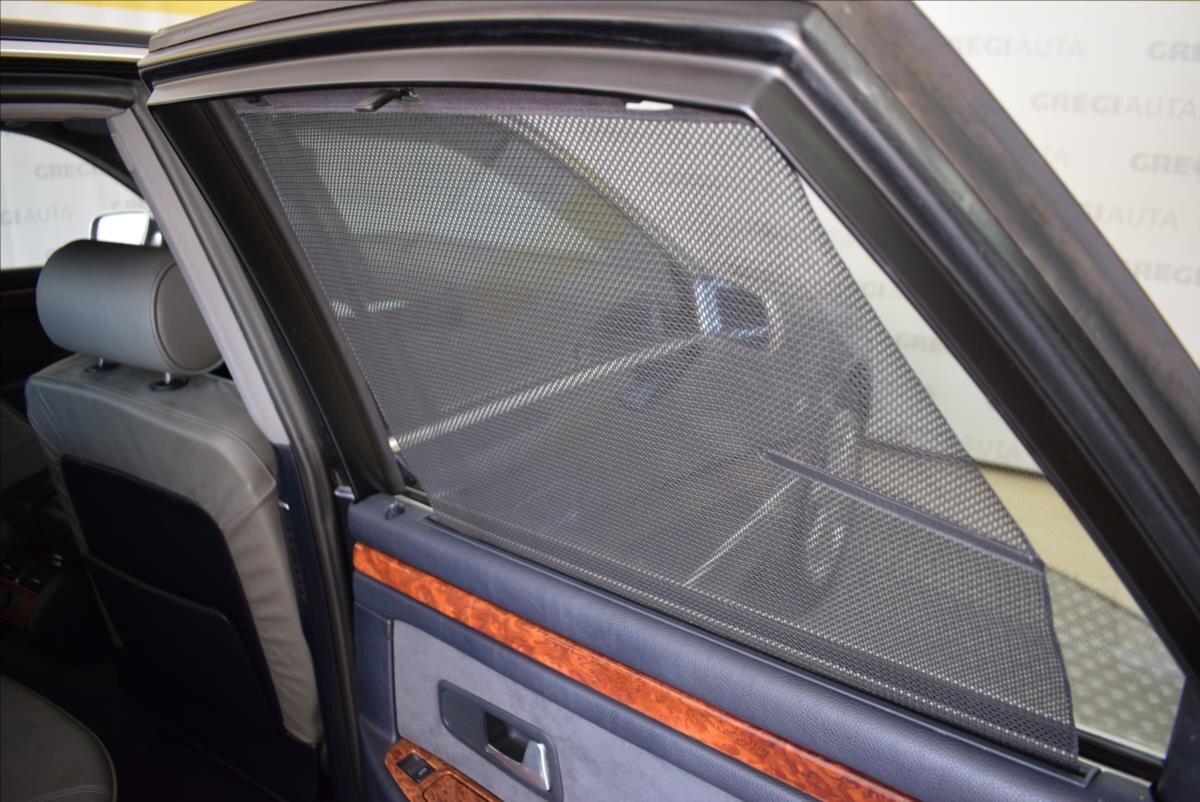 Audi S8 Sedan / Limuzína 4,2 l 265 kw