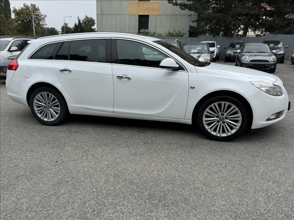 Opel Insignia Kombi 2,0 l 96 kw