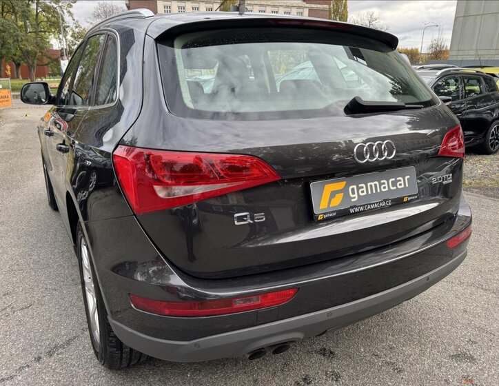 Audi Q5 SUV / Terénní 2,0 l 125 kw