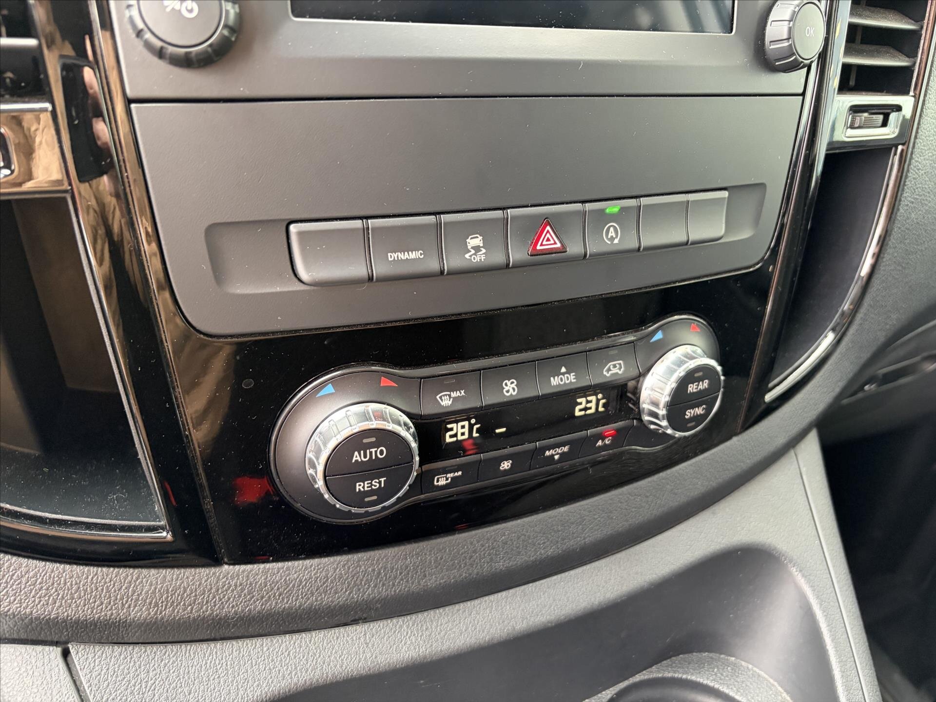 Mercedes-Benz Vito VAN / Minibus 2,0 l 140 kw