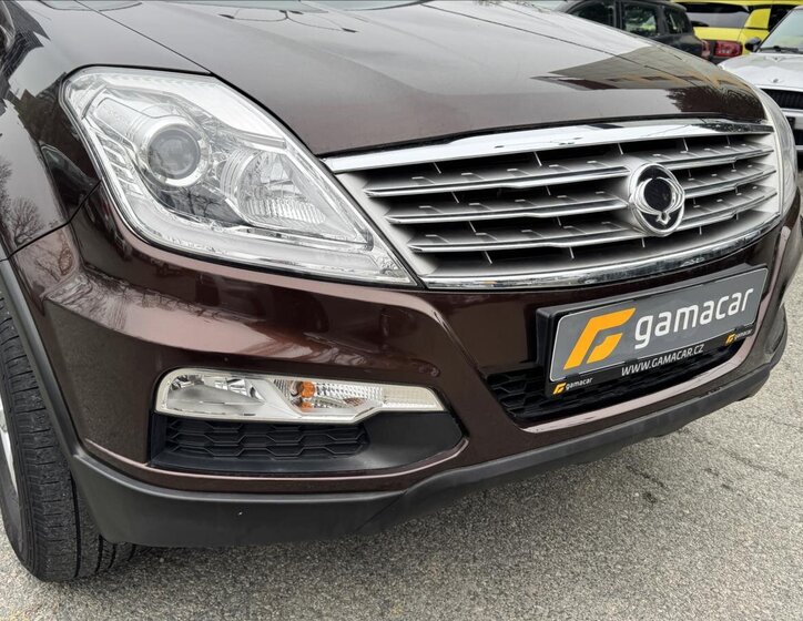 SsangYong Rexton SUV / Terénní 2,0 l 114 kw