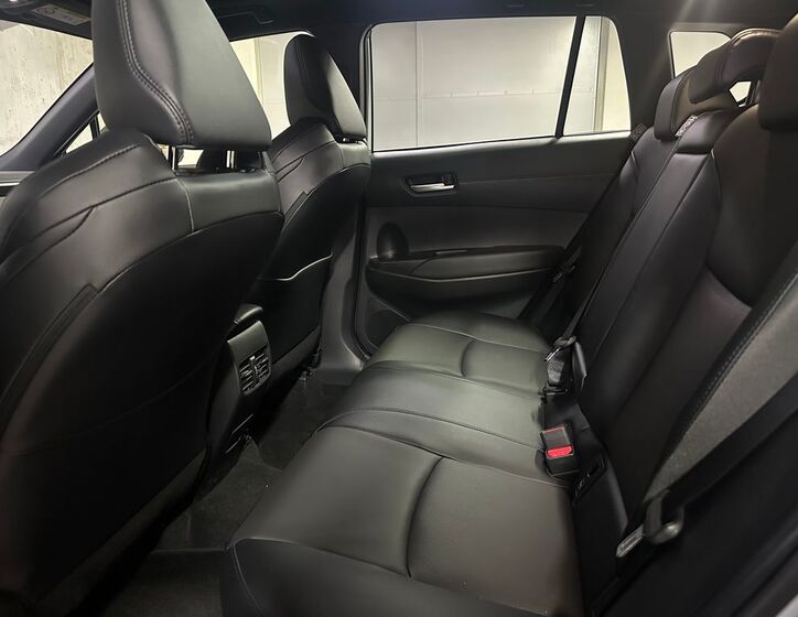 Toyota Corolla Cross 10