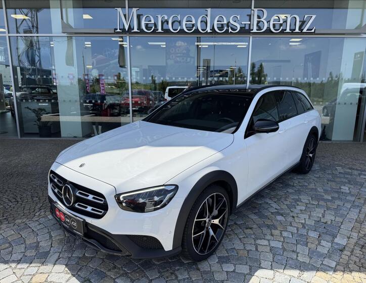 Mercedes-Benz Třídy E 1