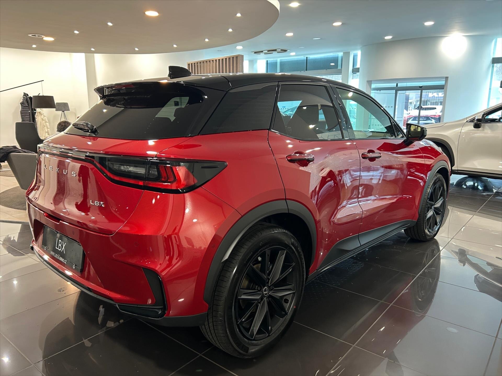 Lexus LBX SUV 1,5 l 100 kw