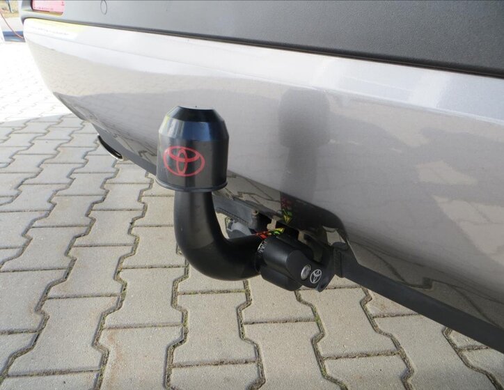 Toyota RAV4 SUV / Terénní 2,5 l 131 kw