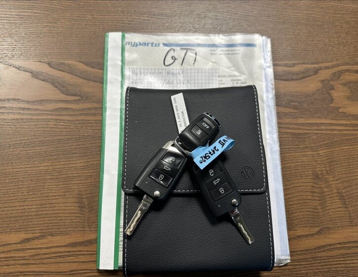 Volkswagen Golf Hatchback 2,0 l 180 kw