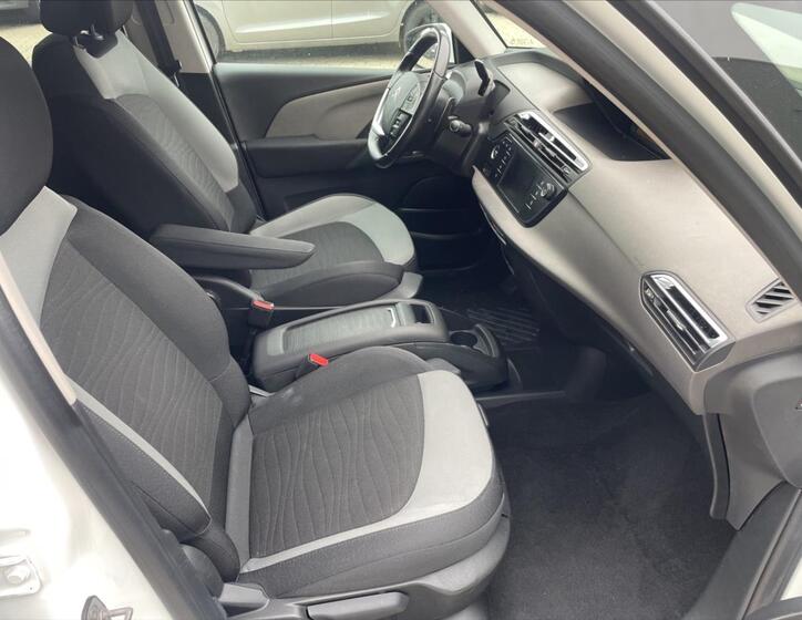 Citroën C4 Picasso 23
