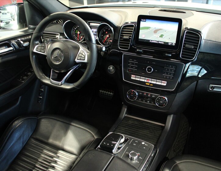 Mercedes-Benz GLS SUV 3,0 l 190 kw