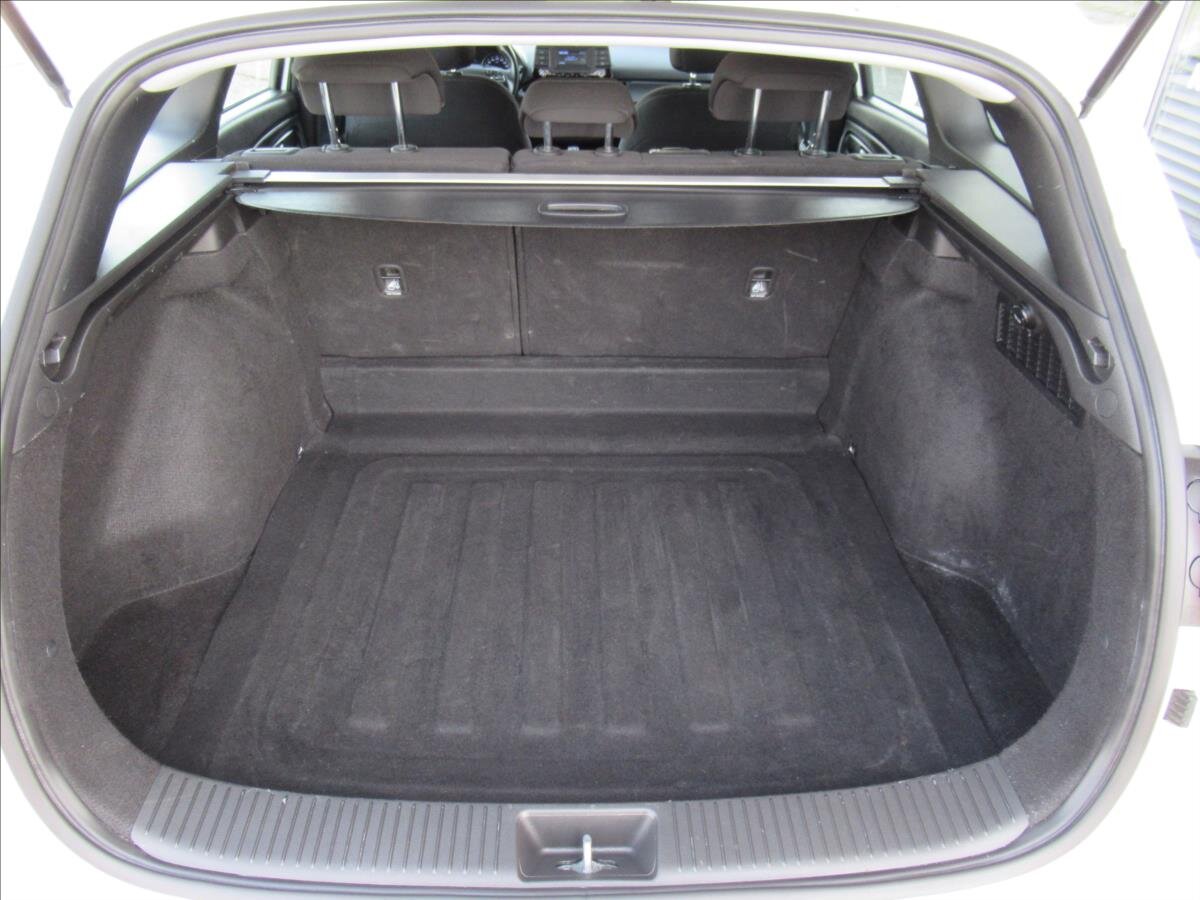 Hyundai i30 Kombi 1,4 l 73 kw