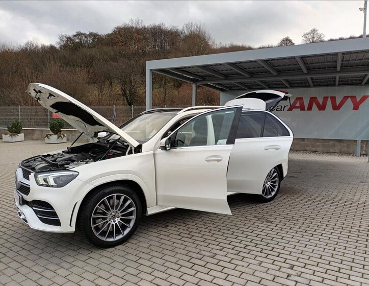 Mercedes-Benz GLE SUV 3,0 l 270 kw