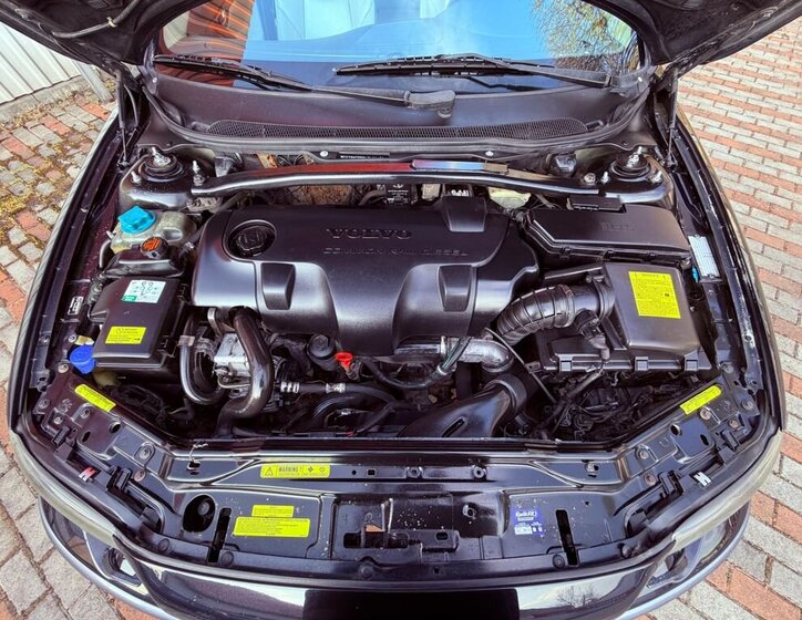 Volvo V70 Kombi 2,4 l 120 kw