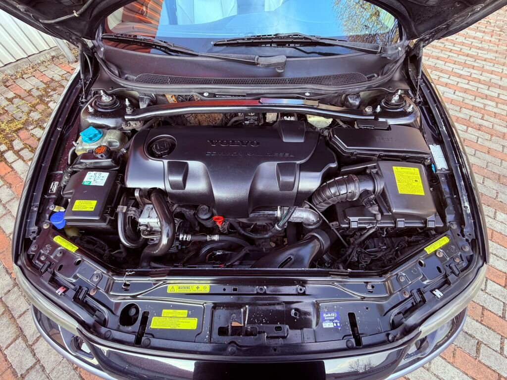 Volvo V70 Kombi 2,4 l 120 kw