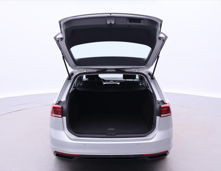 Volkswagen Passat Kombi 2,0 l 110 kw