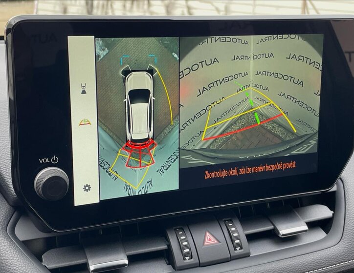 Toyota RAV4 SUV 2,5 l 219 kw